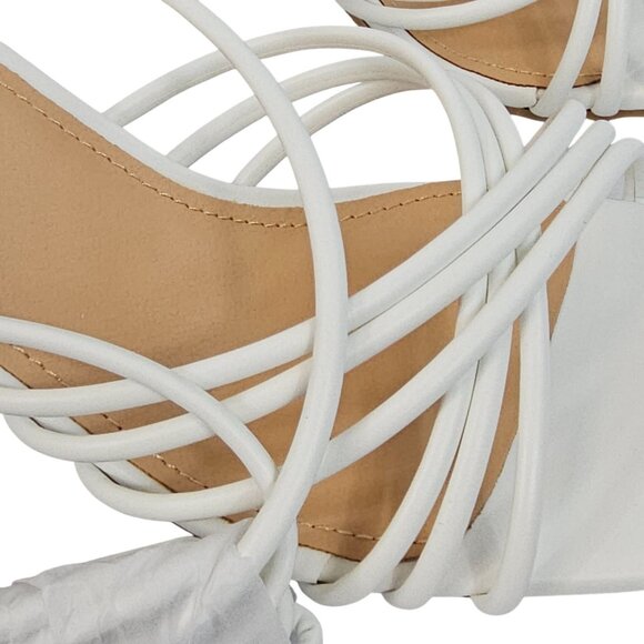 PrettyLittleThing 5/38 White Strappy Block Heel Preppy Summer Party Wedding Y2K - Picture 8 of 16